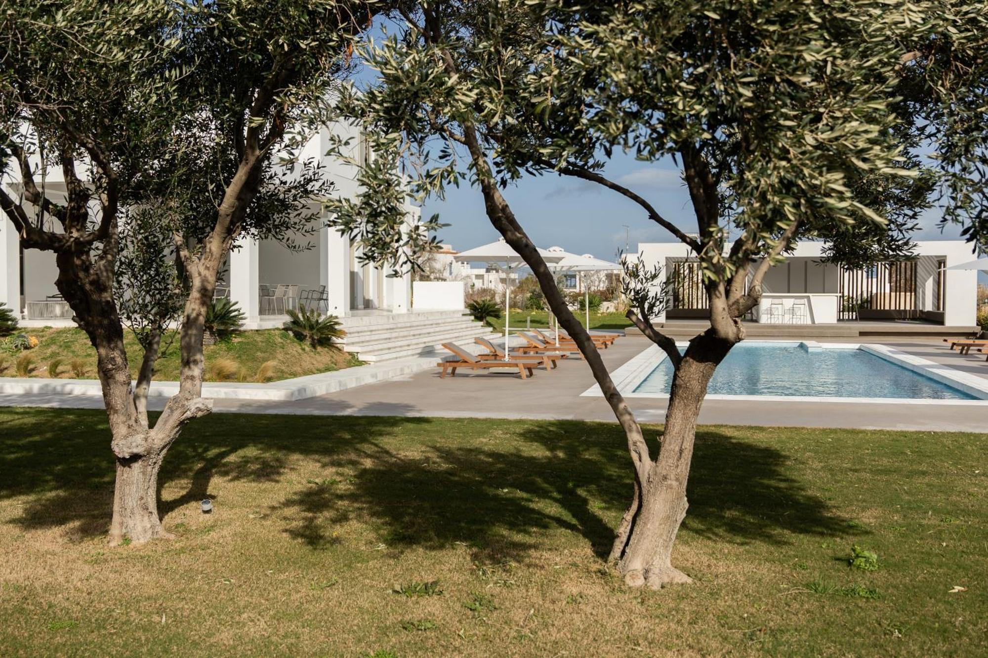 Tzanis Resort Skyros Exterior photo